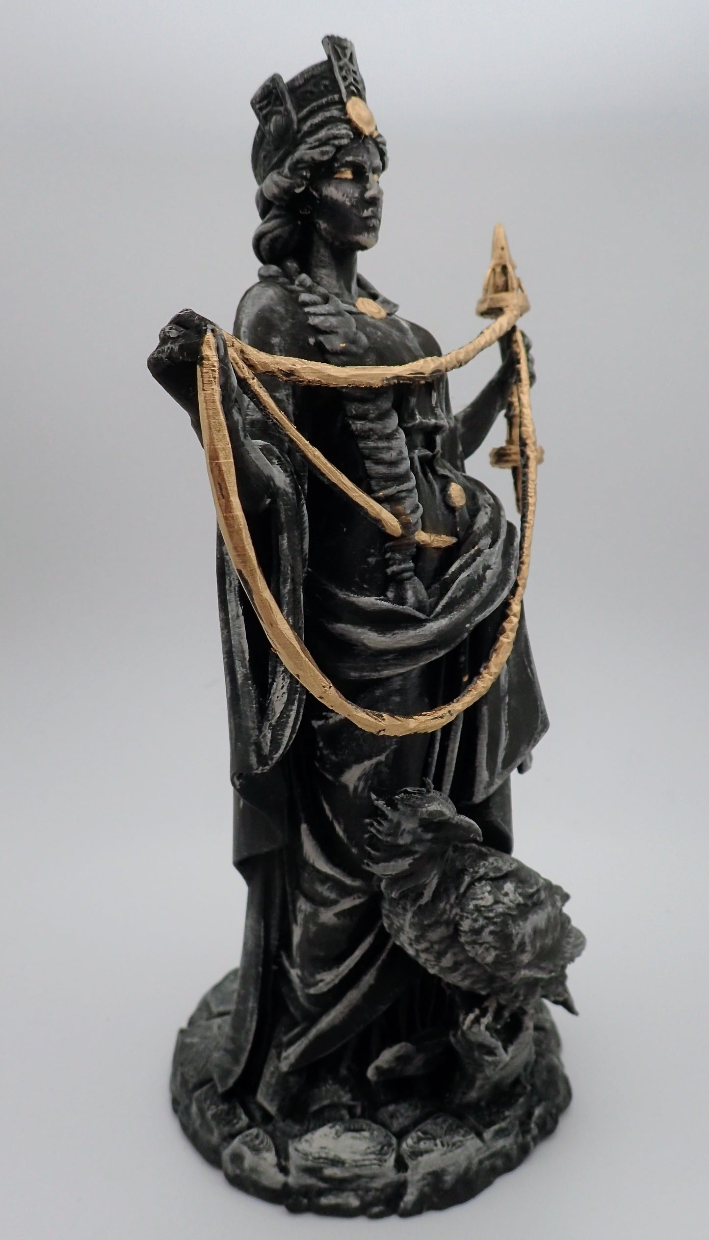 Frigg Altar Statue