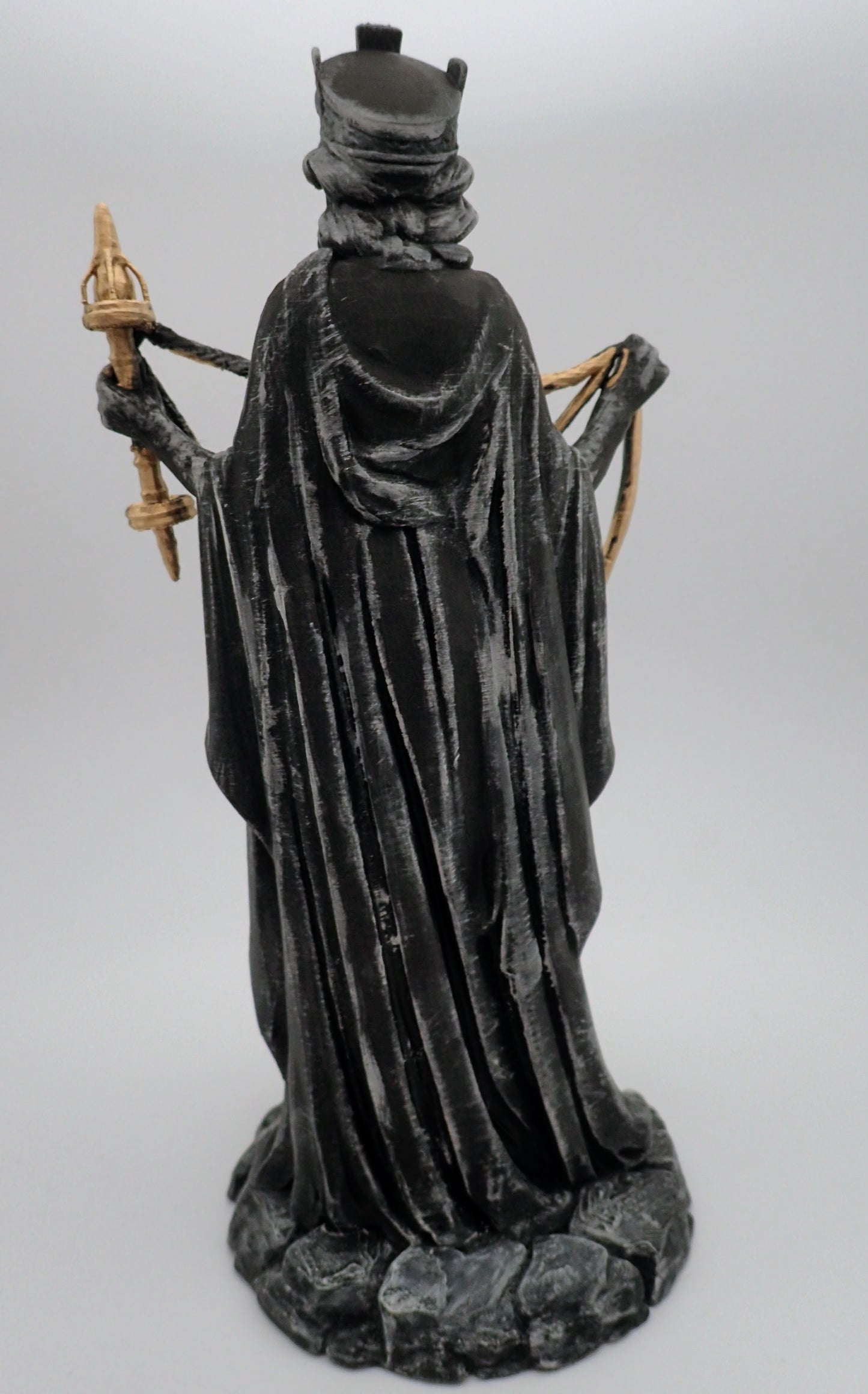 Frigg Altar Statue