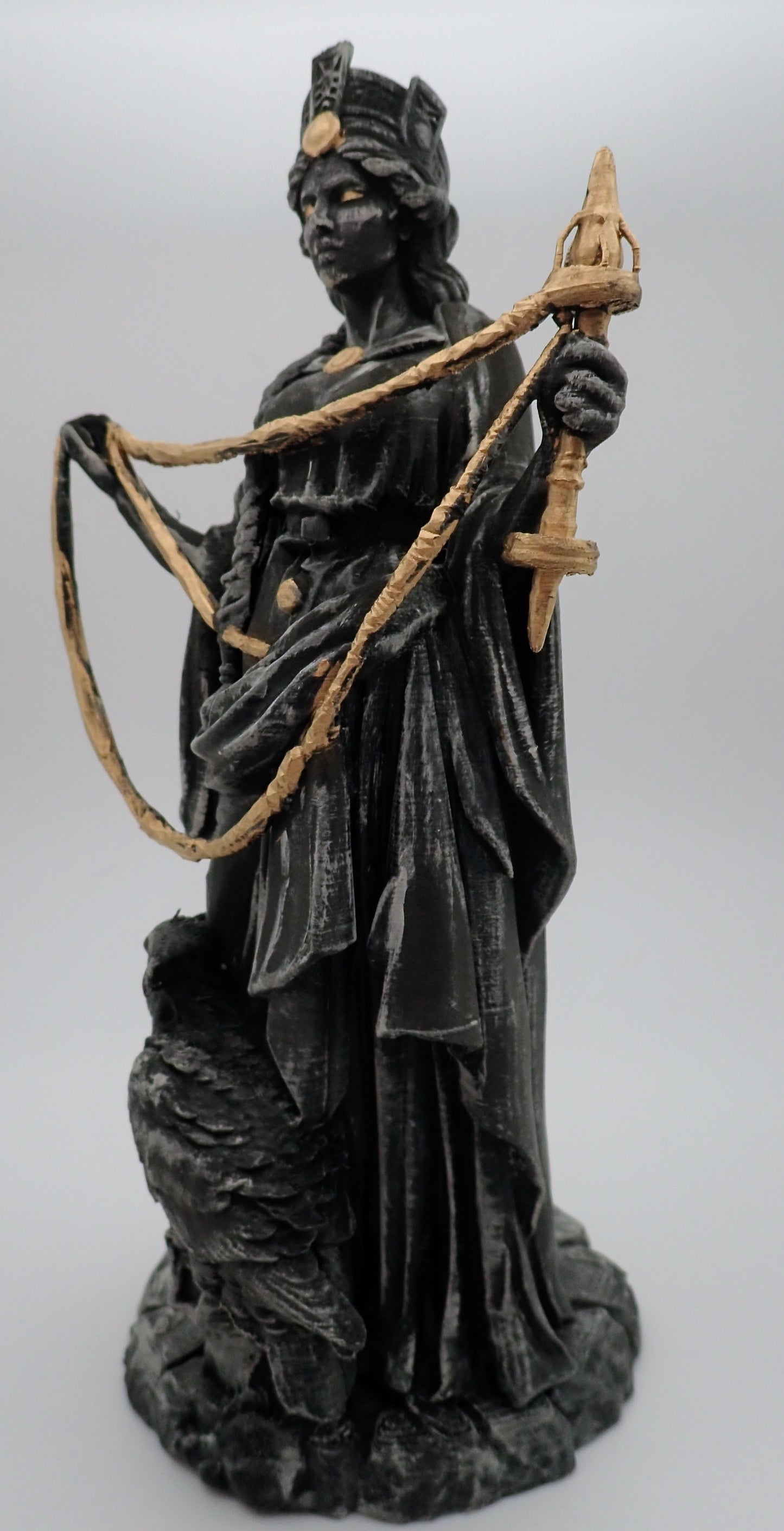 Frigg Altar Statue